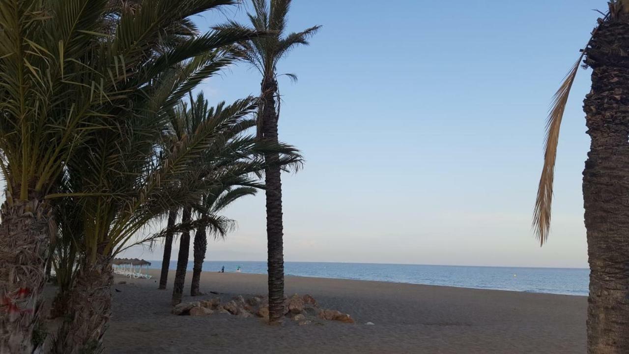 Las Plumas Beach Torremolinos Exterior photo