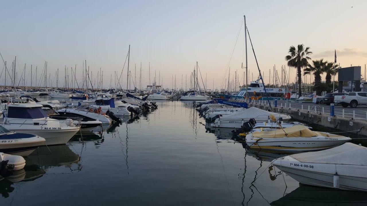 Las Plumas Beach Torremolinos Exterior photo