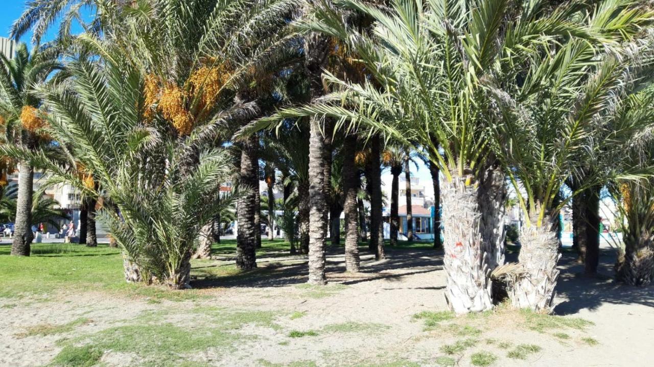 Las Plumas Beach Torremolinos Exterior photo
